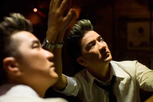 Đàm Vĩnh Hưng có phạm luật khi tố mẹ của mình?