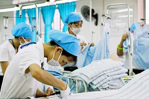 100% công nhân không muốn tăng tuổi hưu