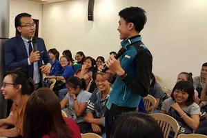 Giới trẻ sống ảo và những hậu họa khó lường