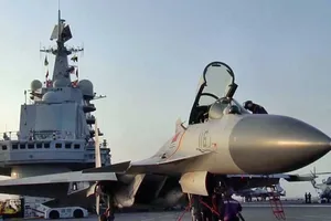 Nhật và Đài Loan bám sát tàu sân bay Trung Quốc