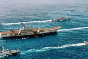 Tàu sân bay Trung Quốc không đủ sức chiến đấu