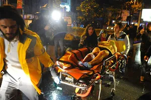 Giao thừa 2017, ‘bóng ma’ năm 2016