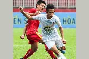 Vòng 2 V-League: HA Gia Lai lại thua