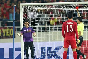 Bóng đá Việt Nam vẫn là ông kẹ!