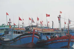 Ngư dân mở biển, ra ngư trường Hoàng Sa