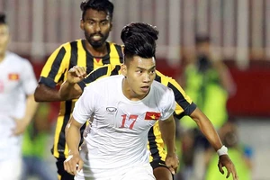 Thầy trò HLV Hữu Thắng lại đi trên dây