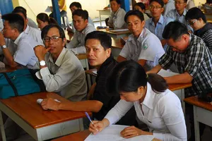 Chuyên gia nói gì về giảm thời hạn bằng lái?