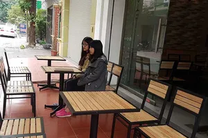 Phường tự tiện thu phí vỉa hè