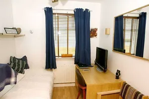 Nhà tù sang và lỏng lẻo nhất thế giới