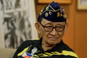 Ông Duterte được khuyên: Đừng than sắp chết