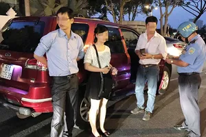 Uber muốn kinh doanh phải làm đúng luật