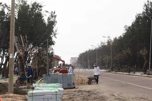 Chỉnh trang 1,1 km đường, tốn hơn 68 tỉ?