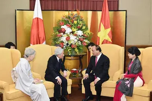 Thủ tướng hội kiến nhà vua và hoàng hậu Nhật Bản