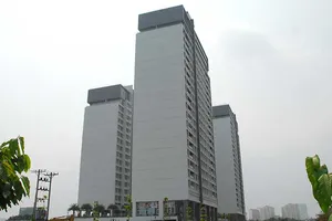 Khách ngồi trên lửa vì dự án nhà bị đòi phá sản