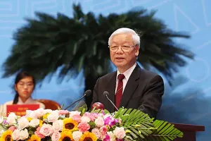 Tổng Bí thư: Phải tôn vinh, bảo vệ phụ nữ 