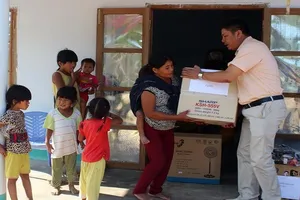 Gia đình ‘người rừng’ Srín về nhà mới 