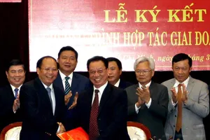 Thành ủy TP.HCM và Hội đồng Lý luận Trung ương hợp tác 