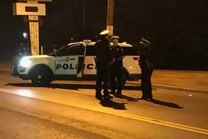 Mỹ săn lùng hai nghi phạm xả súng hộp đêm
