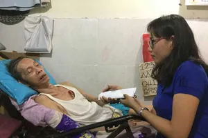 Người đàn ông neo đơn bất hạnh đã được tiếp sức