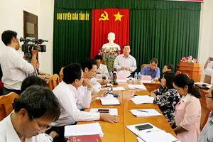 Xem xét toàn diện vụ còng tay ở Trường Thanh Nguyên