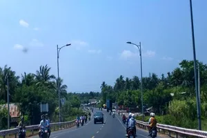 Hơn 1.750 tỉ nâng cấp quốc lộ 60 