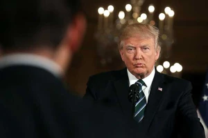 Thuốc đắng cho bậc thầy đàm phán Donald Trump