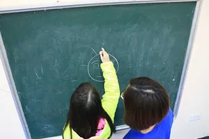 Chính sách cho trẻ tự kỷ, bao giờ?