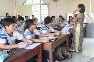 TP.HCM: Gần 20 ngàn học sinh sẽ rớt lớp 10 công lập