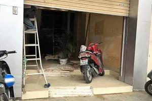 Bậc tam cấp: Có phải 'lỗi nhà nước giờ bắt dân đập'?