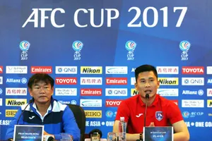 Ngán với vở diễn tồi 9 bàn thắng trên sân Mỹ Đình