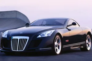 Chính phủ yêu cầu hạn chế mua ô tô đắt tiền