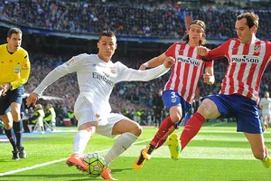 Thầy trò Simeone đến ‘chảo lửa’ Bernabeu