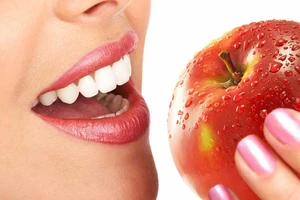 Một quả táo mỗi ngày không giúp khỏi gặp bác sĩ