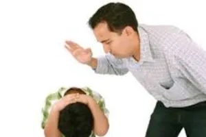 Cha, mẹ đánh con bị xử lý như thế nào?