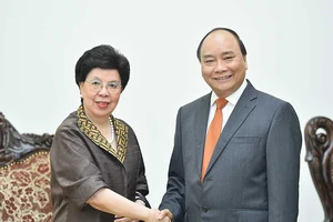 Thủ tướng đề nghị WHO tiếp tục hỗ trợ ngành y tế VN