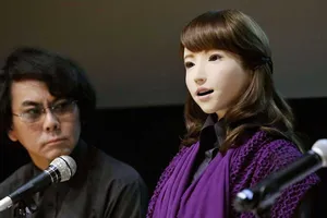 'Hot girl' người máy sẽ 'đốn tim' nam giới Nhật