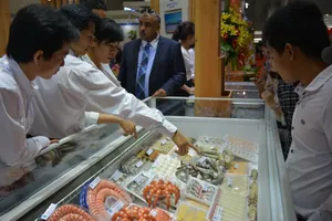 Hàng Trung Quốc 'ăn ốc', hàng Việt 'đổ vỏ'