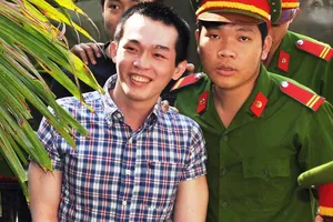 Tranh cãi vụ công an đánh chết học sinh trước giờ xử 