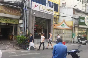 Tòa và viện đấu lý chan chát về một vụ cướp 