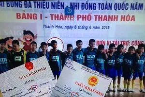 Từ dọa cắt gân đến tố gian tuổi 