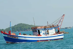 Bảo vệ ngư dân trước lệnh cấm đánh bắt cá của TQ