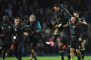 Conte đưa Chelsea lên đỉnh với lối chơi kiểu Ý