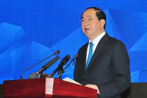 Cần đặt người dân, DN ở trung tâm của sự phát triển