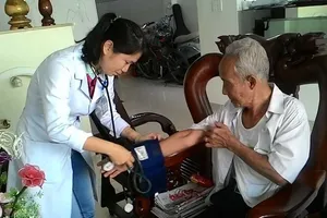 Muốn khám bệnh, chỉ cần ‘a lô’