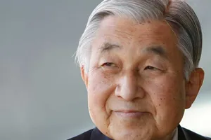 Dự luật mới cho Nhật hoàng thoái vị vào năm 2018