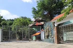 Vi phạm xây dựng: Càng to càng dễ… thoát nạn