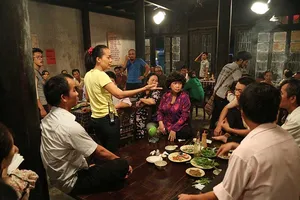 Văn học Việt có làm ra phim trăm tỉ?