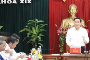 Bộ Chính trị kiểm tra công tác nhân sự