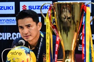 Kiatisak chê bai tân HLV tuyển Thái Rajevac