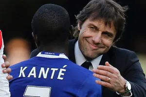 Chelsea và Barca nằm kèo trên!